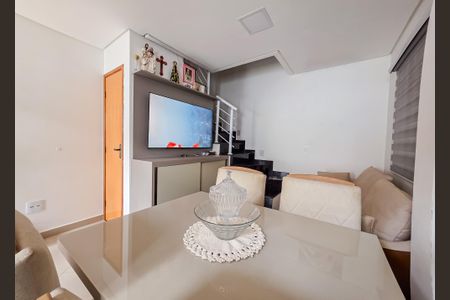 Casa à venda com 2 quartos, 73m² em Vila Camilópolis, Santo André