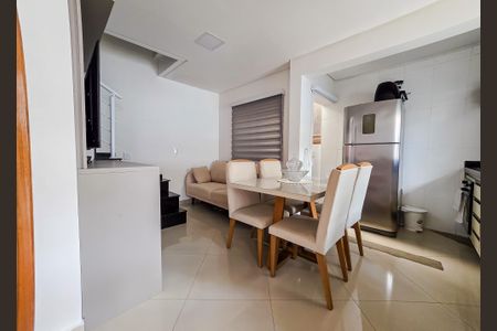 Casa à venda com 2 quartos, 73m² em Vila Camilópolis, Santo André