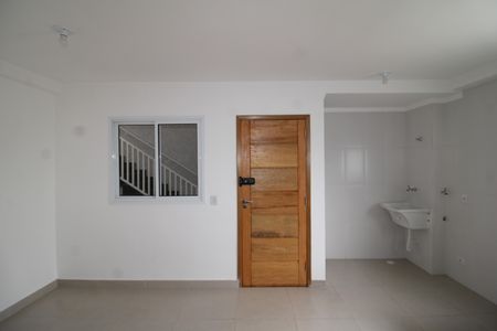 Sala / Cozinha / Área de Serviço de apartamento para alugar com 2 quartos, 37m² em Tucuruvi, São Paulo