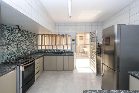 Casa à venda com 126m², 3 quartos e 1 vagaCozinha