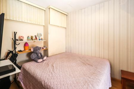 Quarto 2 de casa à venda com 3 quartos, 126m² em Vila Brasilio Machado, São Paulo