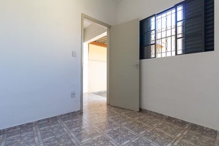 Casa à venda com 125m², 2 quartos e 2 vagas Casa à venda com 125m², 2 quartos e 2 vagasEdicula