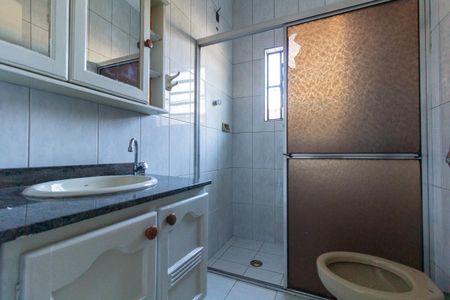 Casa à venda com 125m², 2 quartos e 2 vagas Casa à venda com 125m², 2 quartos e 2 vagasBanheiro