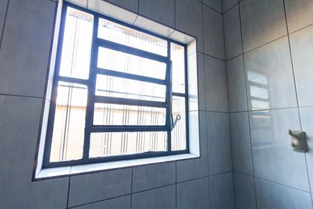 Casa à venda com 125m², 2 quartos e 2 vagas Casa à venda com 125m², 2 quartos e 2 vagasBanheiro