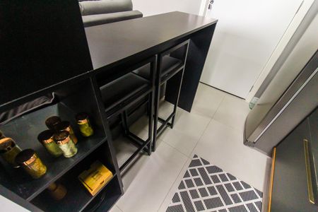 Apartamento para alugar com 43m², 2 quartos e sem vaga Apartamento para alugar com 43m², 2 quartos e sem vagaCozinha e Área de Serviço