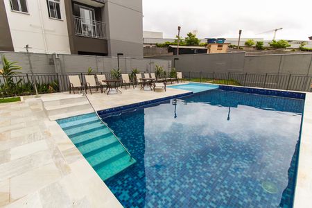 Apartamento para alugar com 43m², 2 quartos e sem vaga Apartamento para alugar com 43m², 2 quartos e sem vagaÁrea comum - Piscina