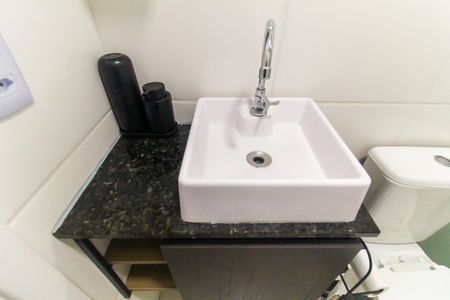 Apartamento para alugar com 43m², 2 quartos e sem vaga Apartamento para alugar com 43m², 2 quartos e sem vagaBanheiro