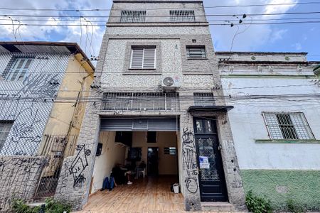 Casa à venda com 747m², 3 quartos e 1 vagaFachada - Plaquinha