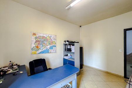 Casa à venda com 747m², 3 quartos e 1 vagaQuarto 1