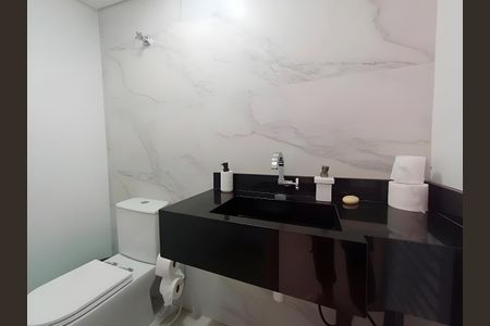 Casa para alugar com 3 quartos, 200m² em Parque Sao Domingos, São Paulo