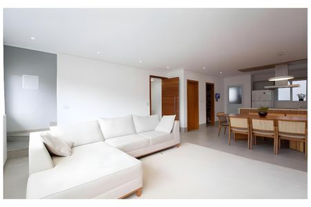 Casa para alugar com 3 quartos, 200m² em Parque Sao Domingos, São Paulo