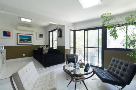 Sala de apartamento à venda com 3 quartos, 120m² em Vila Mariana, São Paulo
