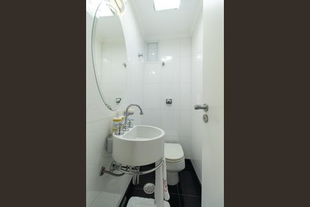 Apartamento à venda com 120m², 3 quartos e 3 vagas Apartamento à venda com 120m², 3 quartos e 3 vagasLavabo