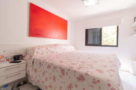 Apartamento à venda com 120m², 3 quartos e 3 vagas Apartamento à venda com 120m², 3 quartos e 3 vagasSuíte