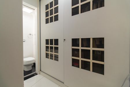 Apartamento à venda com 120m², 3 quartos e 3 vagas Apartamento à venda com 120m², 3 quartos e 3 vagasÁrea de Serviço