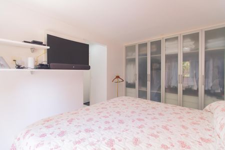 Apartamento à venda com 120m², 3 quartos e 3 vagas Apartamento à venda com 120m², 3 quartos e 3 vagasSuíte