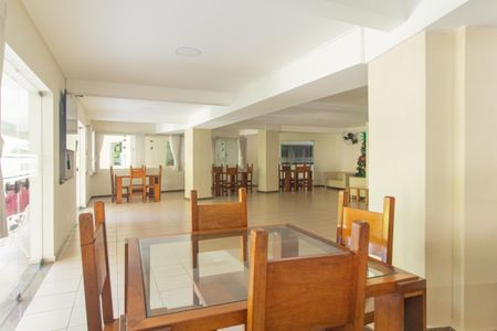 Apartamento à venda com 120m², 3 quartos e 3 vagas Apartamento à venda com 120m², 3 quartos e 3 vagasÁrea comum