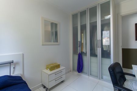 Apartamento à venda com 120m², 3 quartos e 3 vagas Apartamento à venda com 120m², 3 quartos e 3 vagasQuarto 1