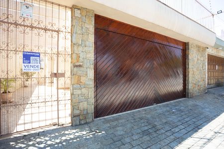 Fachada de casa à venda com 4 quartos, 450m² em Planalto Paulista, São Paulo