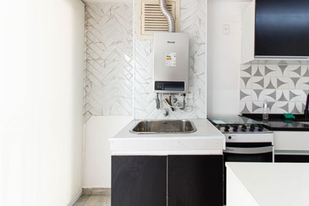 Cozinha / Área de Serviço de apartamento para alugar com 2 quartos, 48m² em Parque Industrial Tomas Edson, São Paulo