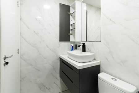 Apartamento para alugar com 48m², 2 quartos e sem vagaBanheiro