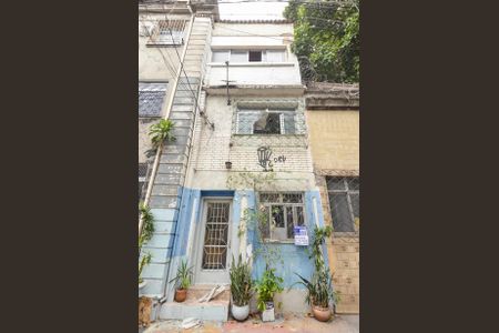 Casa à venda com 217m², 2 quartos e sem vagaFachada