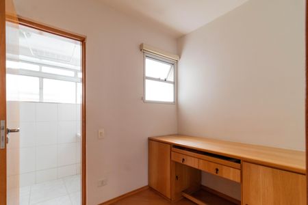 Apartamento à venda com 70m², 3 quartos e 2 vagasQuarto 3