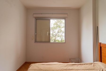 Apartamento à venda com 70m², 3 quartos e 2 vagasQuarto 2