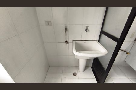 Apartamento à venda com 71m², 3 quartos e 1 vagaÁrea de Serviço