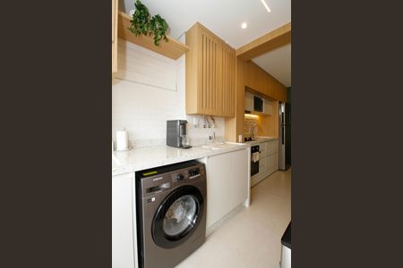 Área de Serviço de apartamento para alugar com 2 quartos, 71m² em Pinheiros, São Paulo