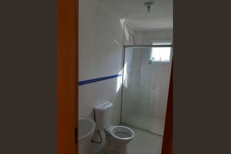 Banheiro  de apartamento para alugar com 1 quarto, 39m² em Vila Nova, Porto Alegre