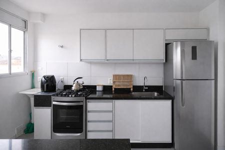 Cozinha  de apartamento para alugar com 2 quartos, 49m² em Rubem Berta, Porto Alegre