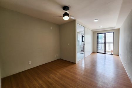Sala - Quarto de kitnet/studio para alugar com 1 quarto, 38m² em Imperial de São Cristóvão, Rio de Janeiro