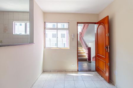 Sala de apartamento para alugar com 2 quartos, 48m² em Conjunto Habitacional Padre Manoel da Nobrega, São Paulo