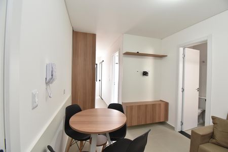 Sala de apartamento para alugar com 1 quarto, 30m² em Cajuru, Curitiba