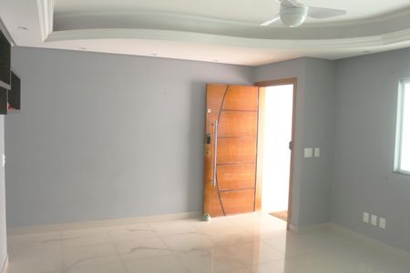 Sala de casa para alugar com 3 quartos, 200m² em Olímpico, São Caetano do Sul