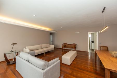 Apartamento à venda com 200m², 4 quartos e 2 vagas Apartamento à venda com 200m², 4 quartos e 2 vagasSALA