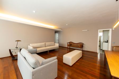 Apartamento à venda com 200m², 4 quartos e 2 vagas Apartamento à venda com 200m², 4 quartos e 2 vagasSALA