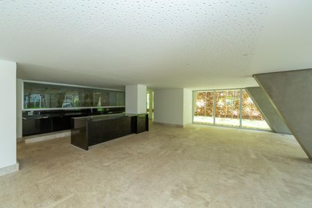 Apartamento à venda com 200m², 4 quartos e 2 vagas Apartamento à venda com 200m², 4 quartos e 2 vagasHALL
