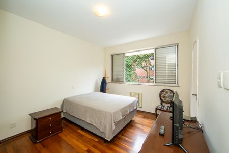 Apartamento à venda com 200m², 4 quartos e 2 vagas Apartamento à venda com 200m², 4 quartos e 2 vagasQUARTO1