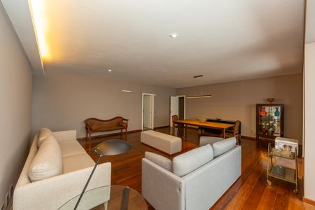 Apartamento à venda com 200m², 4 quartos e 2 vagas Apartamento à venda com 200m², 4 quartos e 2 vagasSALA