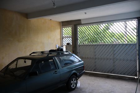 Casa para alugar com 305m², 2 quartos e 4 vagasGaragem e Area de Serviço 