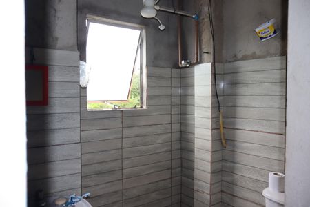 Casa para alugar com 305m², 2 quartos e 4 vagasBanheiro da Suíte 1