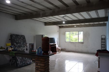 Casa para alugar com 305m², 2 quartos e 4 vagasCozinha 