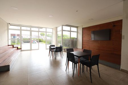 Apartamento para alugar com 38m², 1 quarto e 1 vagaHall social