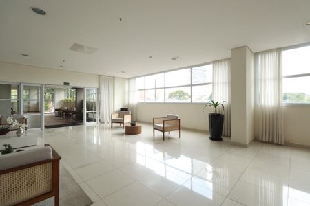 Apartamento para alugar com 38m², 1 quarto e 1 vagaHall social