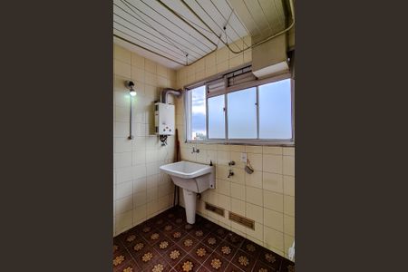 Apartamento à venda com 70m², 2 quartos e 1 vagaÁrea de Serviço