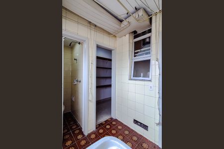 Apartamento à venda com 70m², 2 quartos e 1 vagaÁrea de Serviço