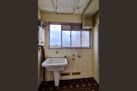 Apartamento à venda com 70m², 2 quartos e 1 vagaÁrea de Serviço