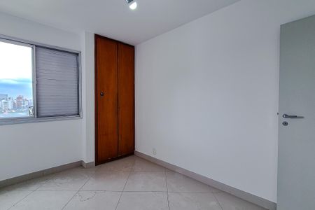 Apartamento à venda com 70m², 2 quartos e 1 vagaQuarto 2